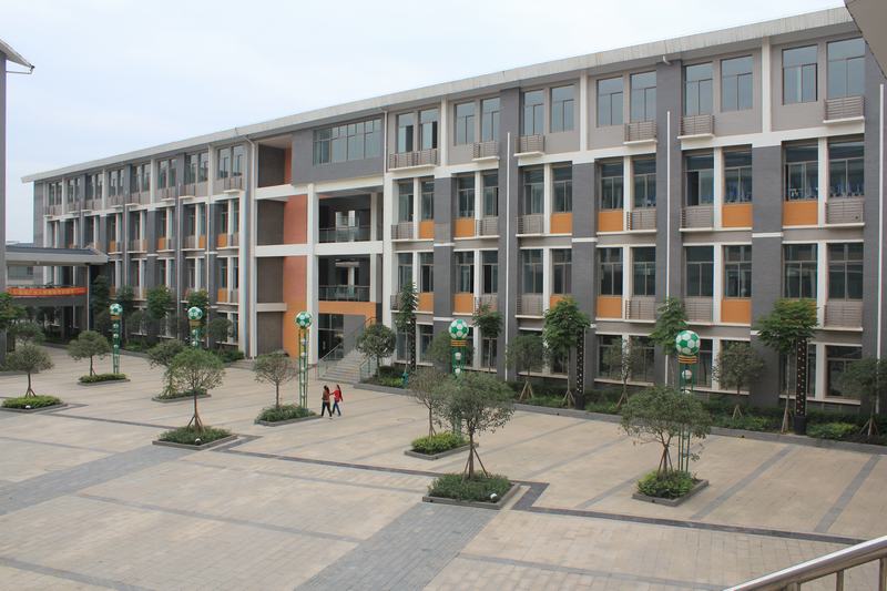 南充市江东初级中学